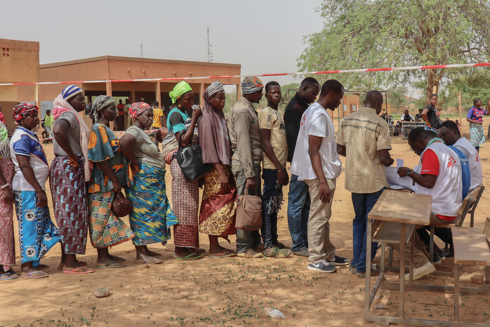 Em Burkina Fasso, 386 mil pessoas vivem em condições degradantes Em Burkina Fasso, 386 mil pessoas vivem em condições degradantes