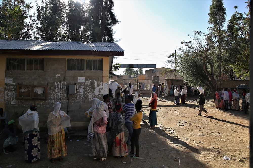 Cidades de Tigray se enchem de pessoas deslocadas sentindo insegurança