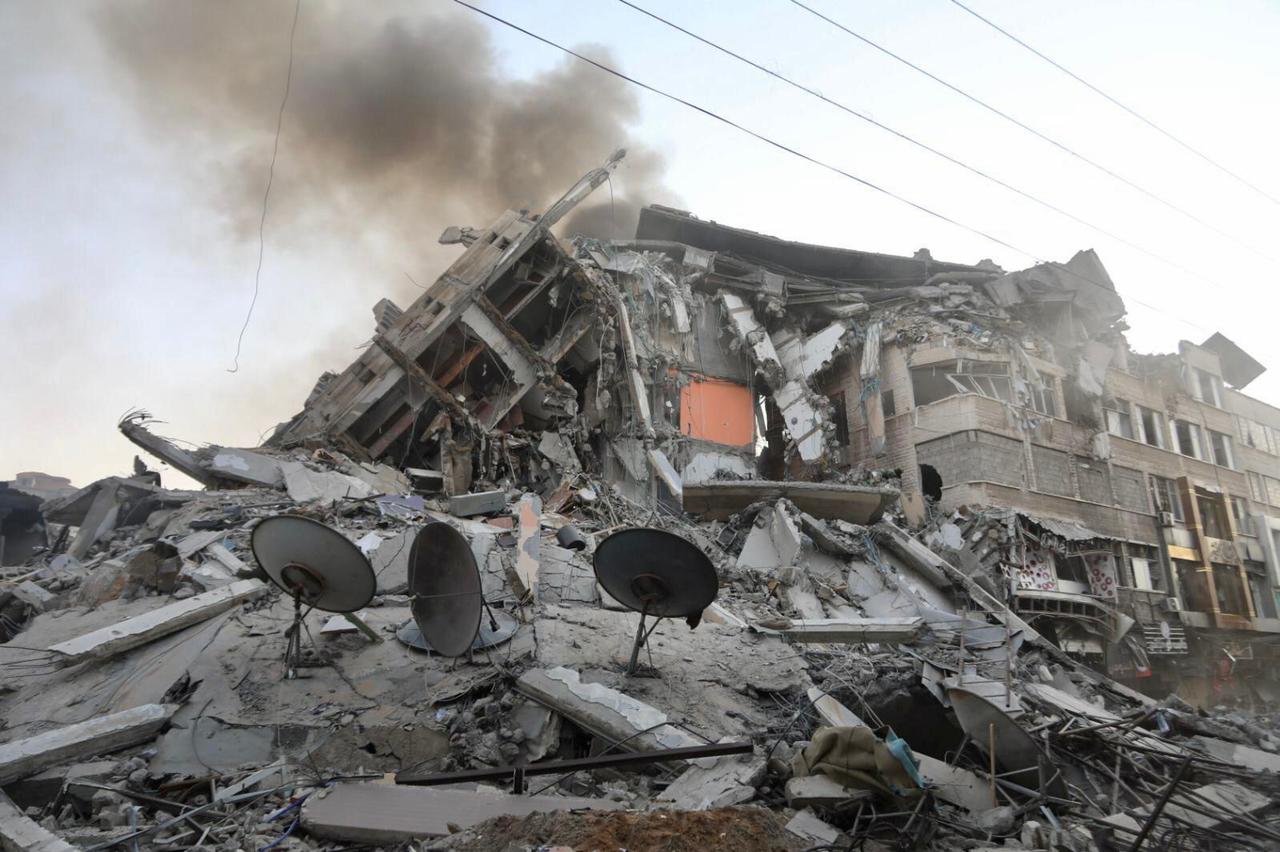 Forte bombardeio leva Gaza à beira da catástrofe Forte bombardeio leva Gaza à beira da catástrofe