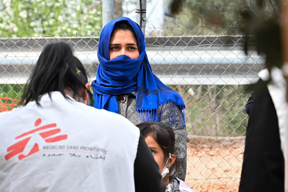 Grécia: cresce número de refugiados despejados e vivendo nas ruas de Atenas Grécia: cresce número de refugiados despejados e vivendo nas ruas de Atenas