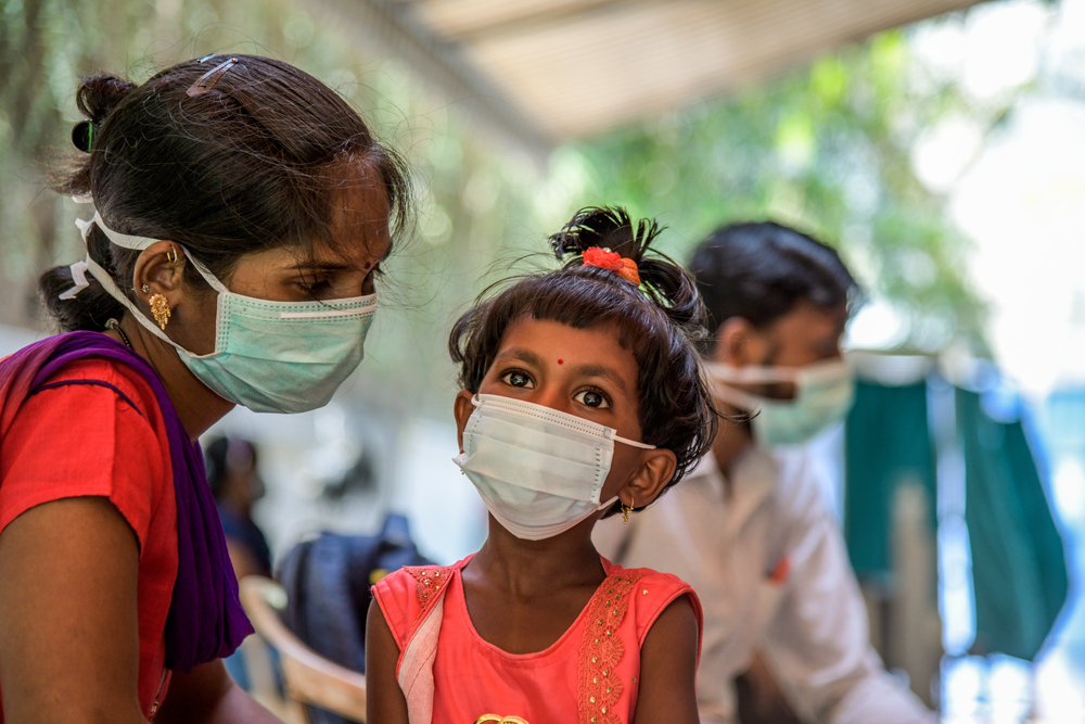 Família em primeiro lugar: soluções sustentáveis para crianças e adolescentes expostas à TB-DR Família em primeiro lugar: soluções sustentáveis para crianças e adolescentes expostas à TB-DR