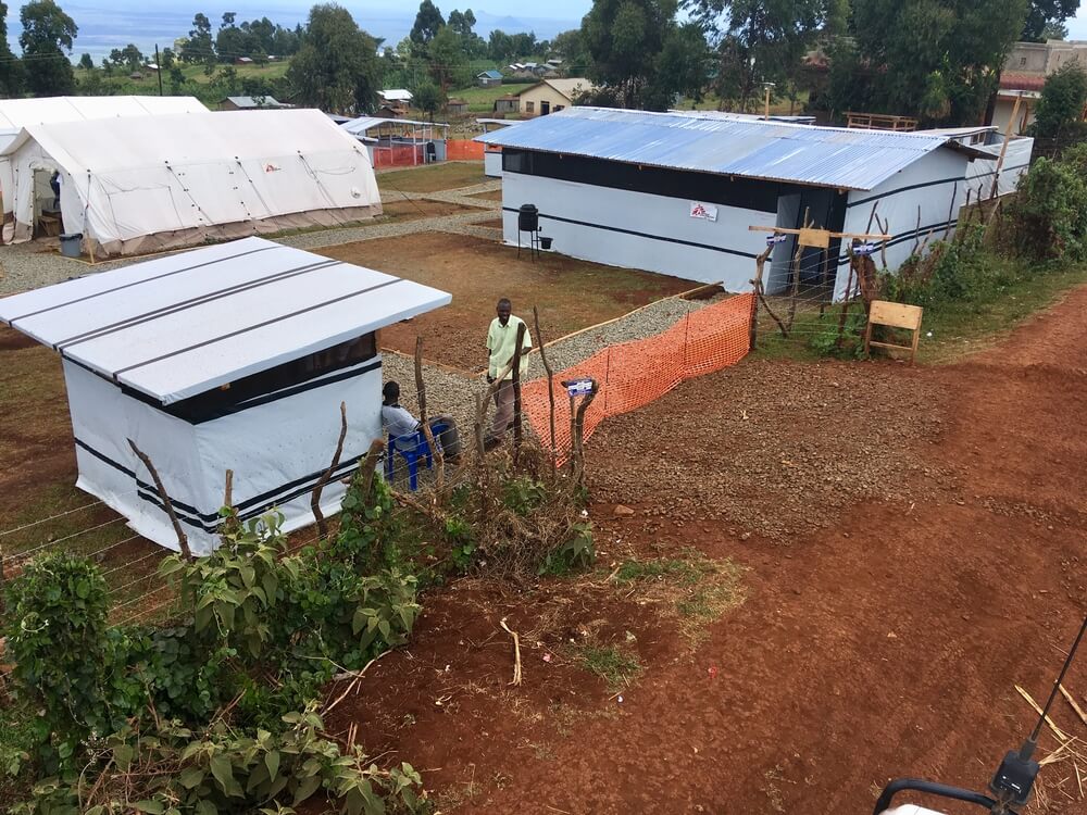 MSF encerra sua intervenção em resposta a surto de febre Marburg MSF encerra sua intervenção em resposta a surto de febre Marburg