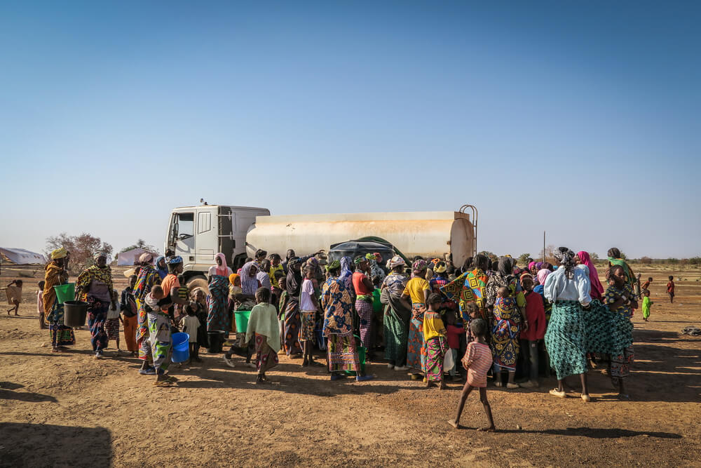Burkina Faso: milhares de pessoas fugindo da violência precisam de ajuda Burkina Faso: milhares de pessoas fugindo da violência precisam de ajuda