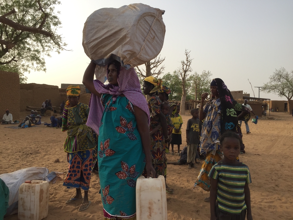 Mali: deslocados enfrentam condições precárias em Bamaco Mali: deslocados enfrentam condições precárias em Bamaco