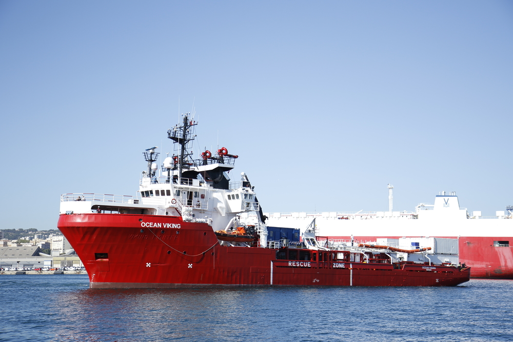 Ocean Viking é impedido de voltar para área de resgate no mar por medida discriminatória Ocean Viking é impedido de voltar para área de resgate no mar por medida discriminatória