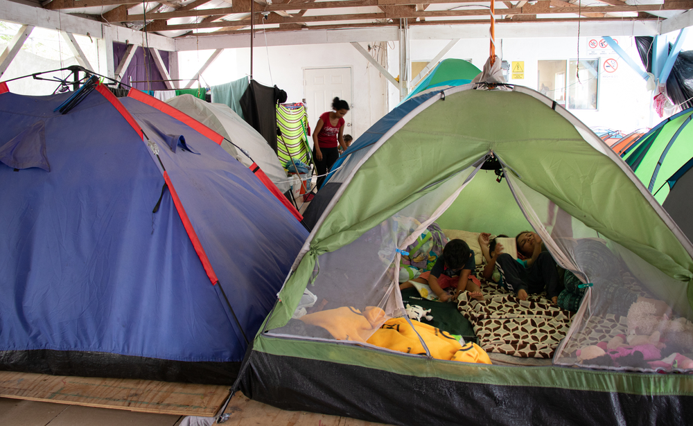 Vidas em perigo: os impactos humanitários da política “Fique no México” Vidas em perigo: os impactos humanitários da política “Fique no México”