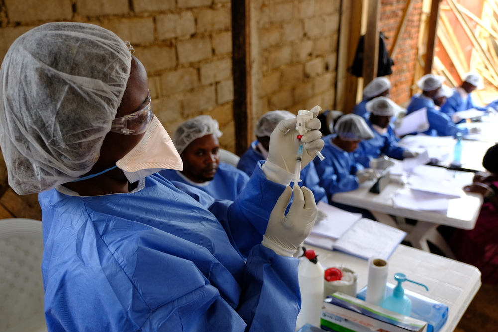 Gana recebe 600 mil doses da vacina COVAX Gana recebe 600 mil doses da vacina COVAX