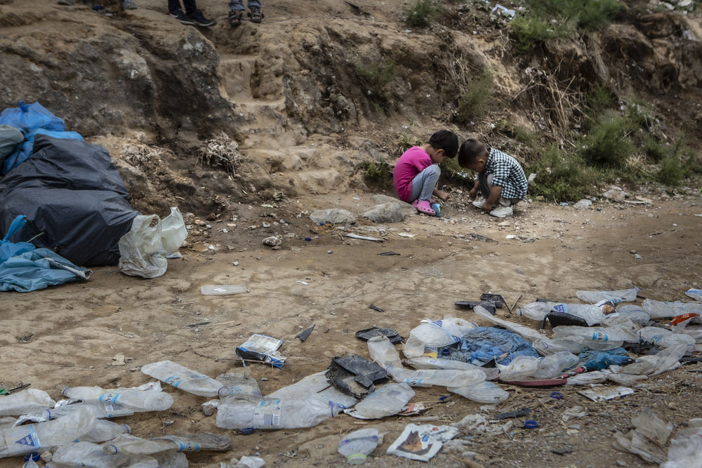 MSF alerta para uma catástrofe se COVID-19 atingir campos de refugiados na Grécia MSF alerta para uma catástrofe se COVID-19 atingir campos de refugiados na Grécia