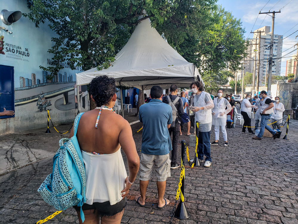 Enquanto você se esforça para ser...um sujeito normal... Enquanto você se esforça para ser...um sujeito normal...