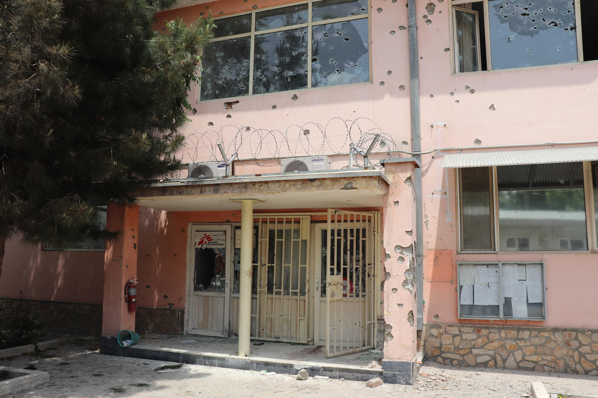 DASHT-E-BARCHI: ATAQUE CONTRA MATERNIDADE DE MSF DASHT-E-BARCHI: ATAQUE CONTRA MATERNIDADE DE MSF