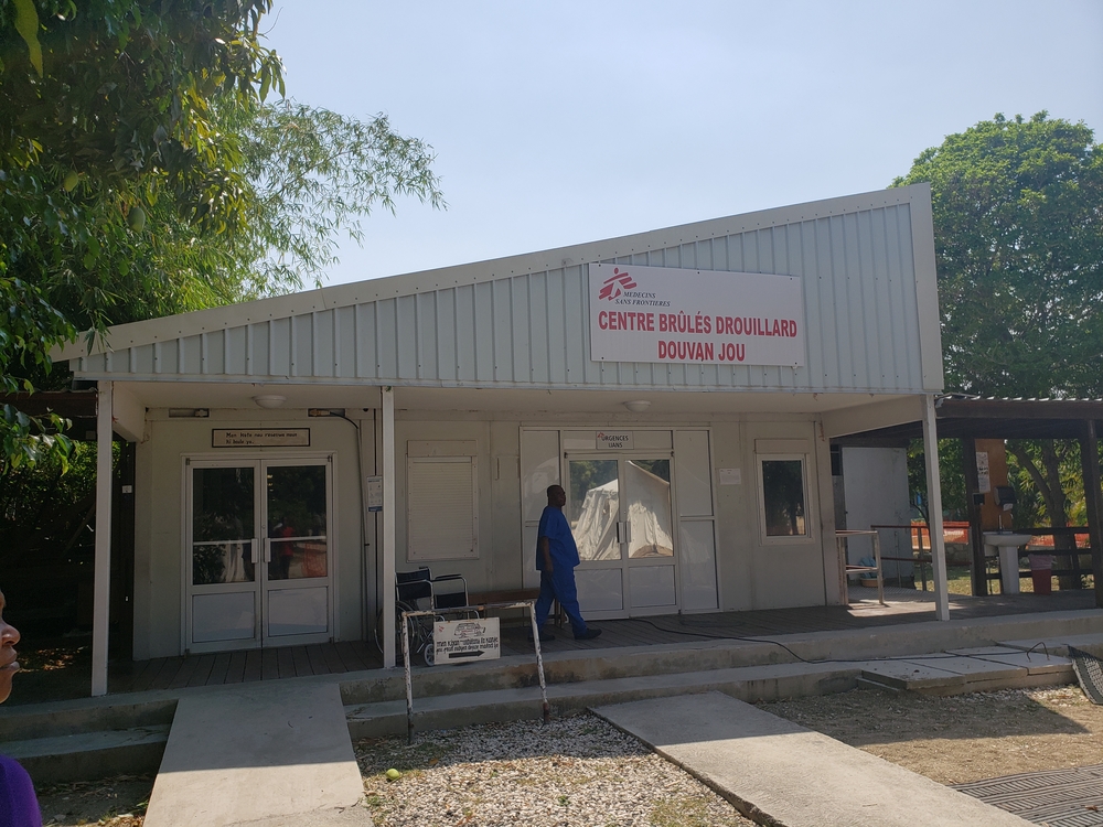 MSF reabre hospital para pessoas com queimaduras em Porto Príncipe, no Haiti MSF reabre hospital para pessoas com queimaduras em Porto Príncipe, no Haiti