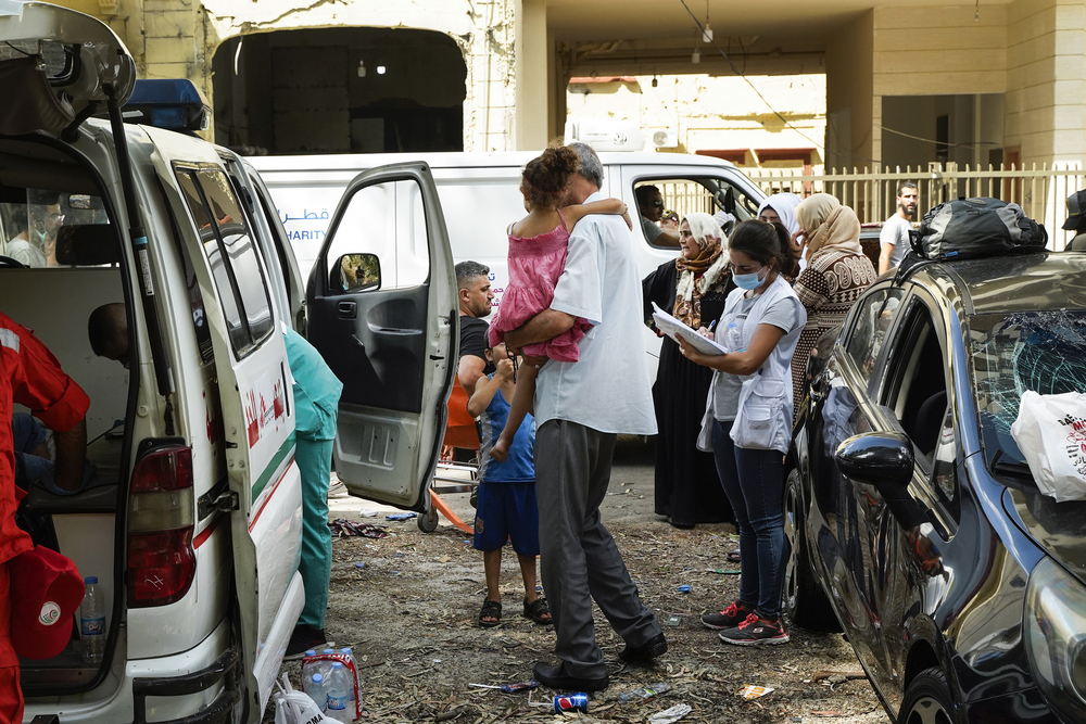 Um mês após a explosão em Beirute, MSF atua diretamente com as comunidades Um mês após a explosão em Beirute, MSF atua diretamente com as comunidades