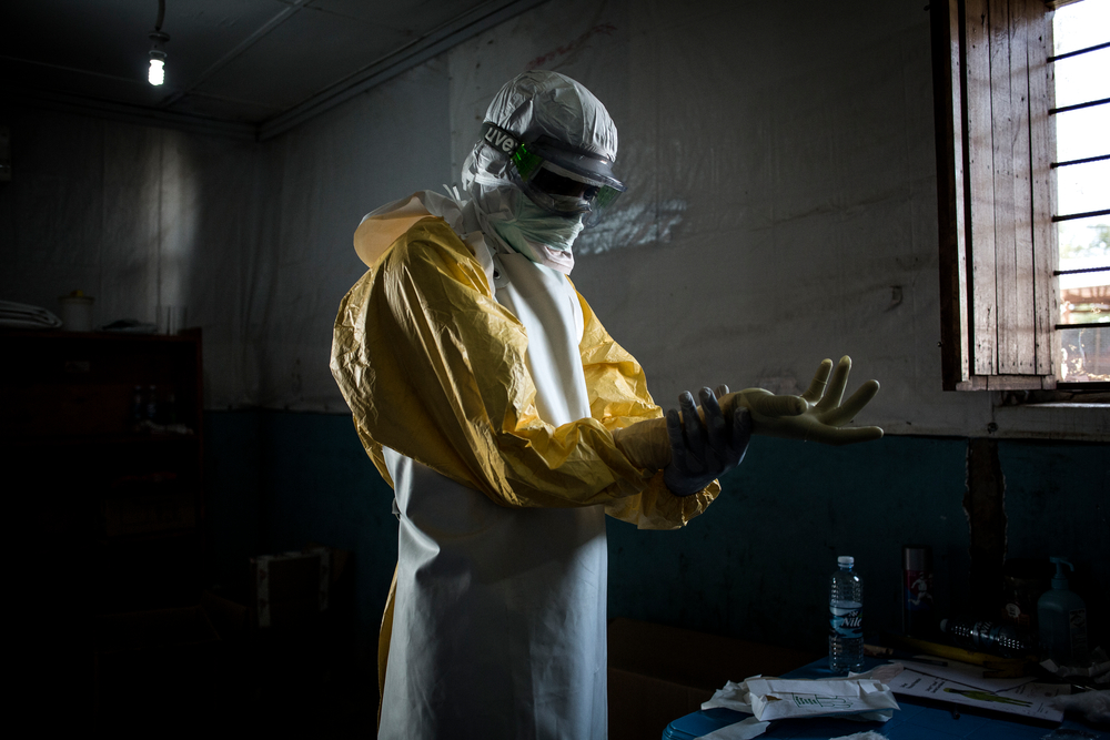 Ebola se espalha em áreas urbanas e isoladas da República Democrática do Congo Ebola se espalha em áreas urbanas e isoladas da República Democrática do Congo