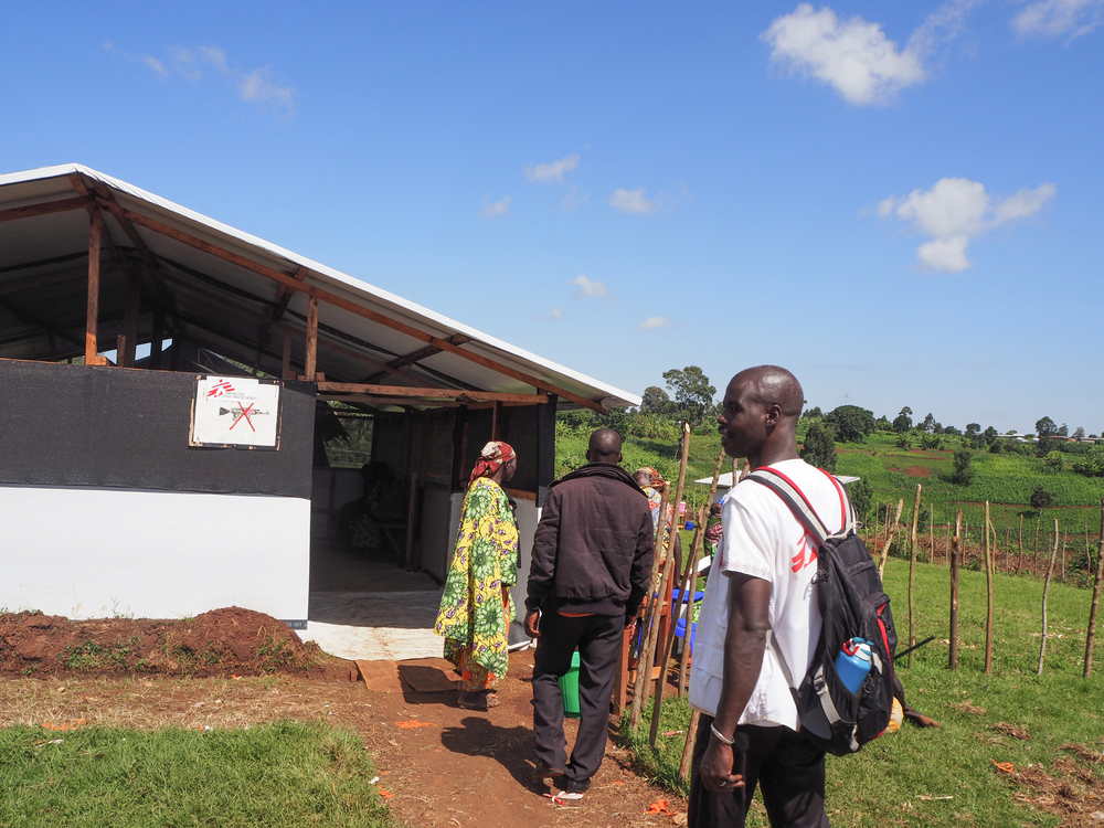 RDC: 200 mil deslocados após onda de ataques a vilarejos e centros de saúde em Ituri RDC: 200 mil deslocados após onda de ataques a vilarejos e centros de saúde em Ituri