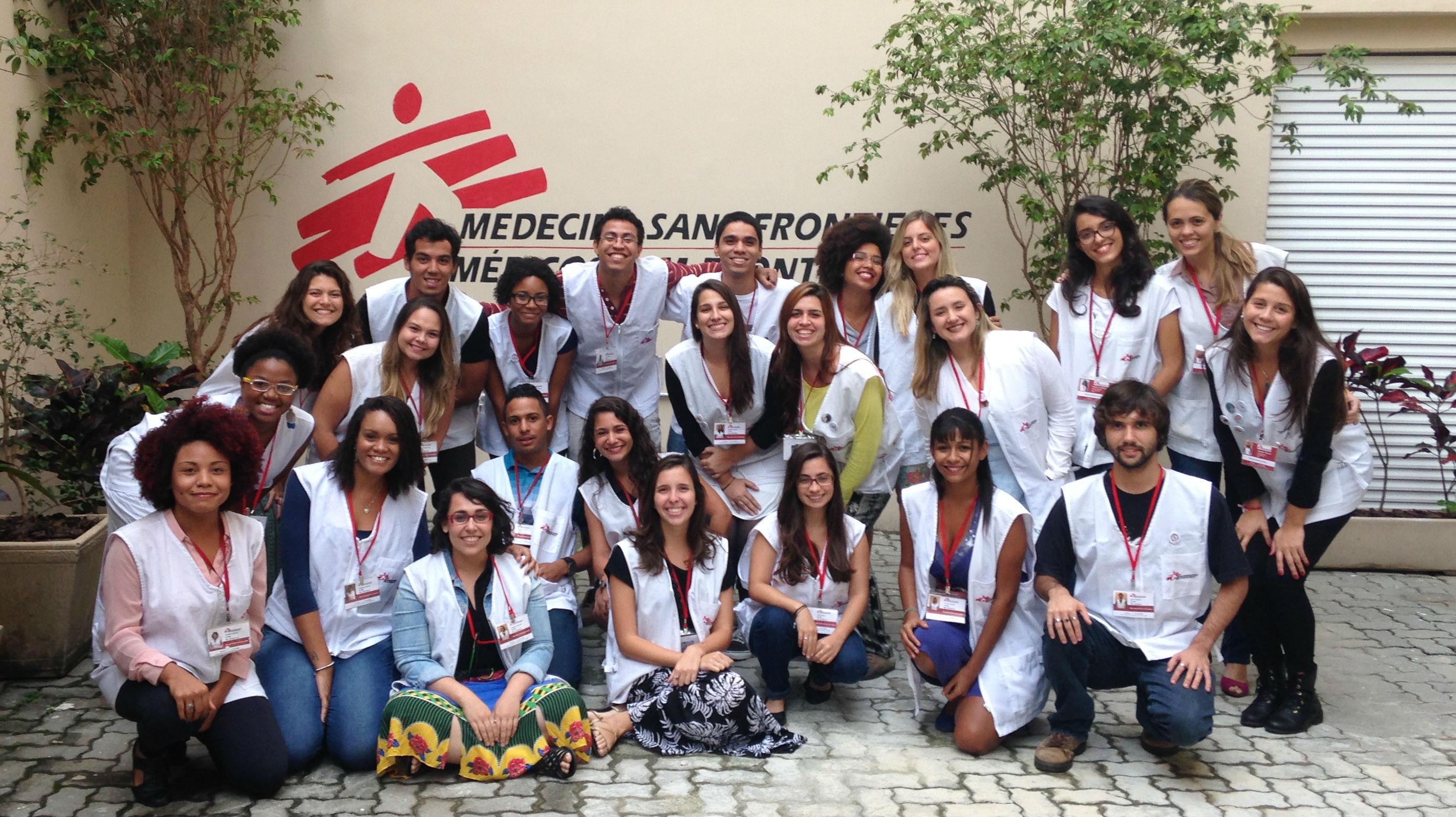 Equipe face to face Médicos Sem Fronteiras está nas ruas do estado do Rio de Janeiro para captar novos Doadores Sem Fronteiras.
