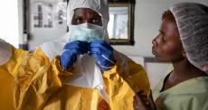 OMS declara ebola emergência internacional