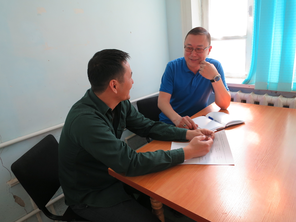 Kural, conselheiro de tuberculose de MSF. Uzbequistão: combatendo a tuberculose em Nukuz